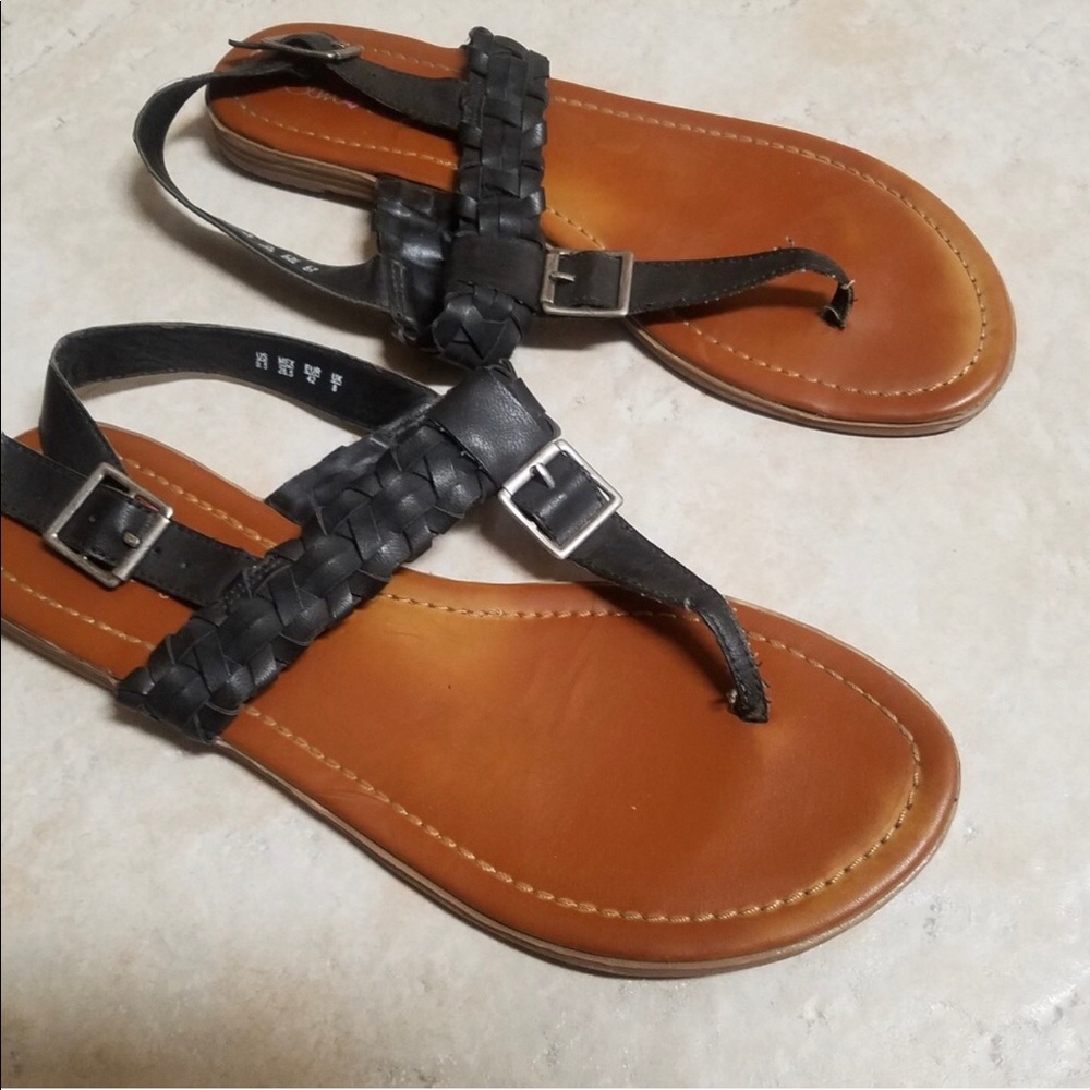 Black/Brown Sandals